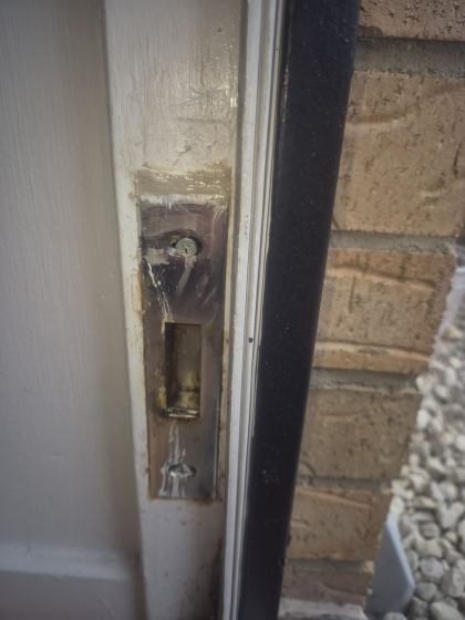 DW Locksmiths door realignment in Sacriston