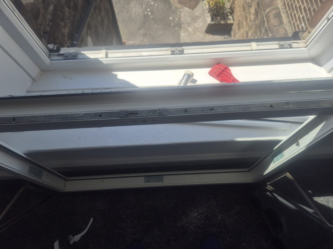 DW Locksmiths window handles & window mechanisms in Consett