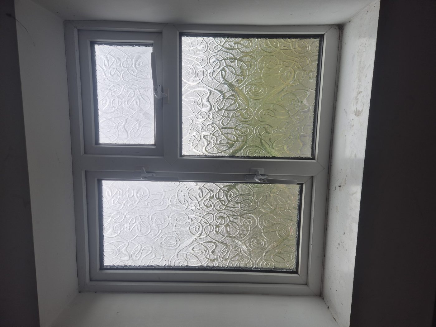 DW Locksmiths window handles & window mechanisms & glass replacement in Easington Lane