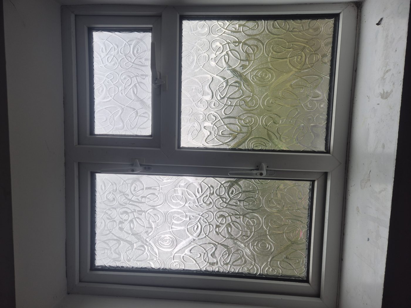DW Locksmiths window handles & window mechanisms & glass replacement in Easington Lane