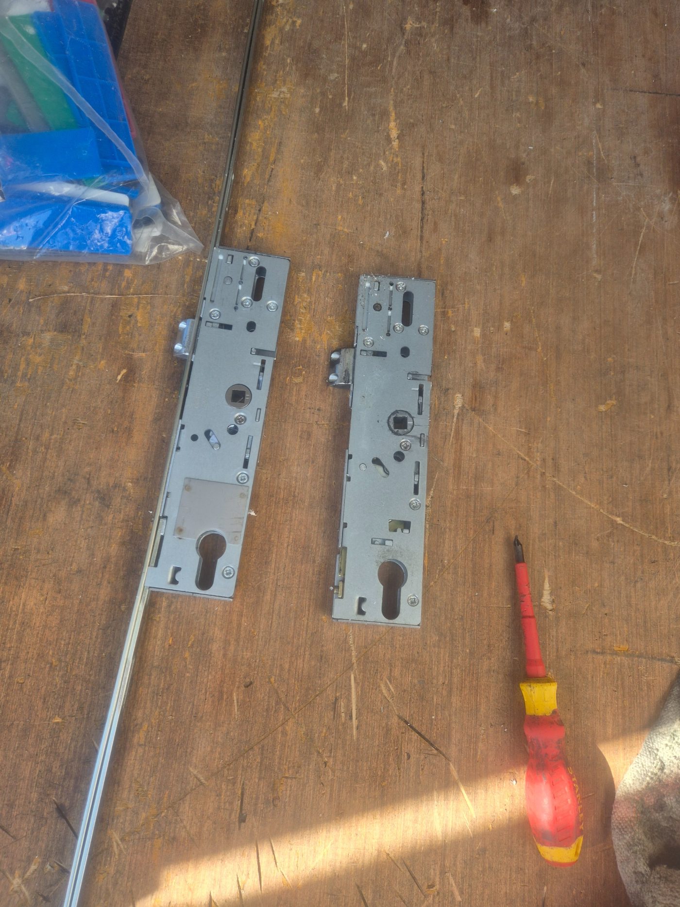 DW Locksmiths gearbox replacement in Whiteleas