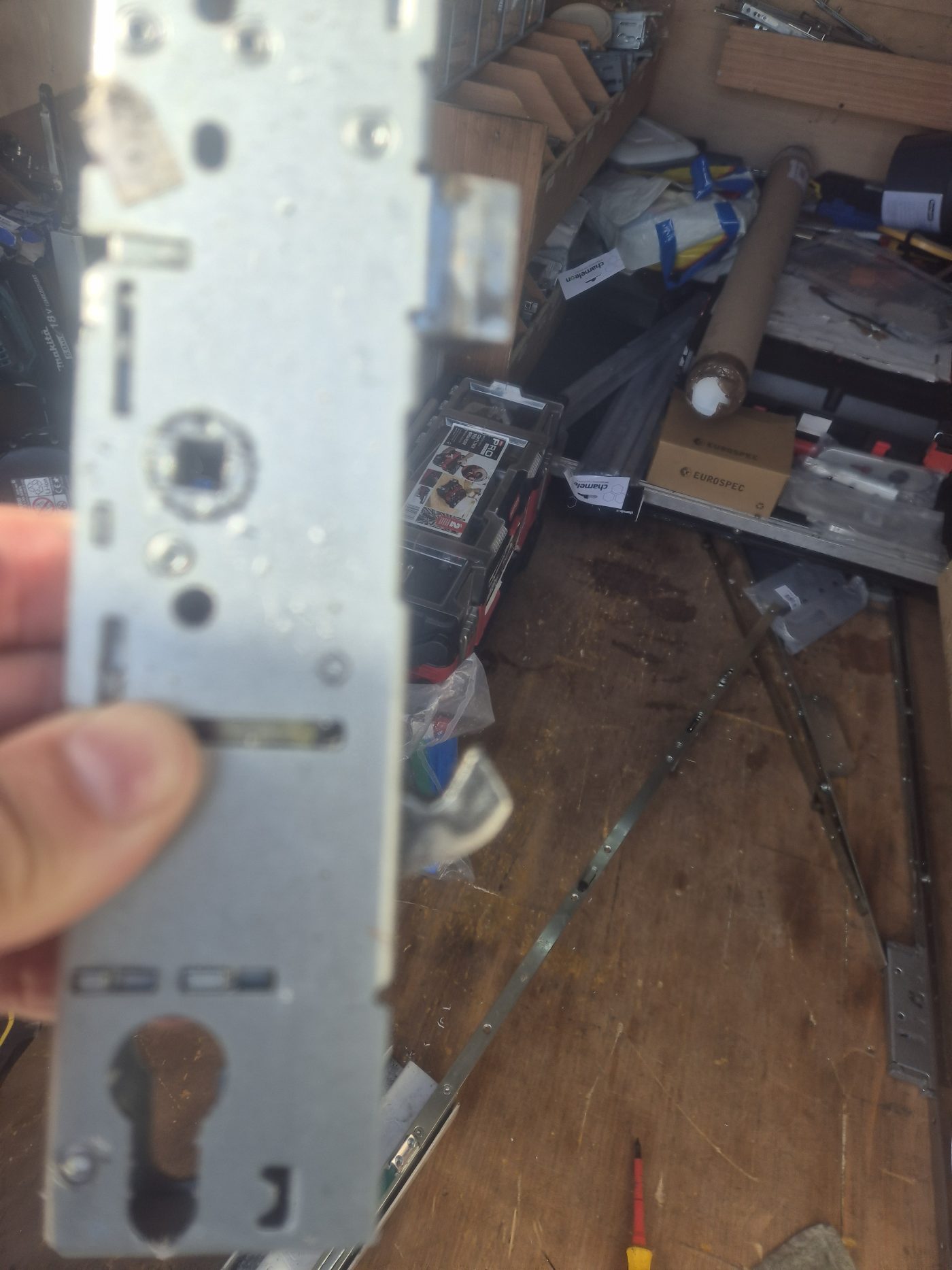 DW Locksmiths gearbox replacement in Whiteleas