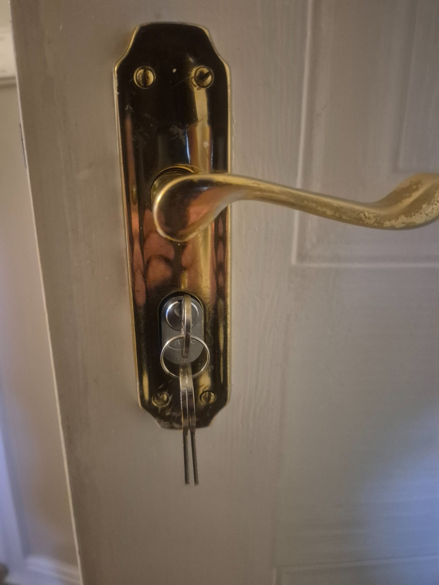DW Locksmiths lock change in Millfield