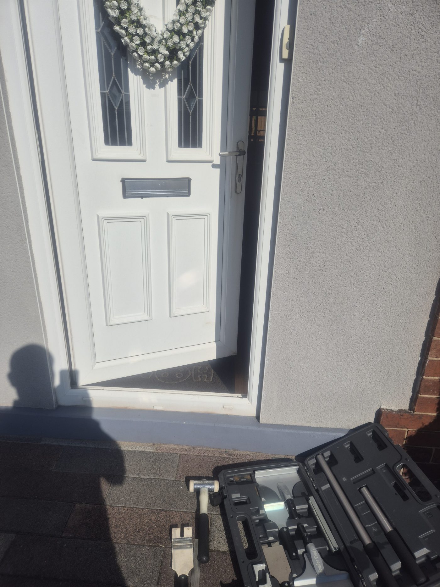 DW Locksmiths gearbox replacement in Barnes
