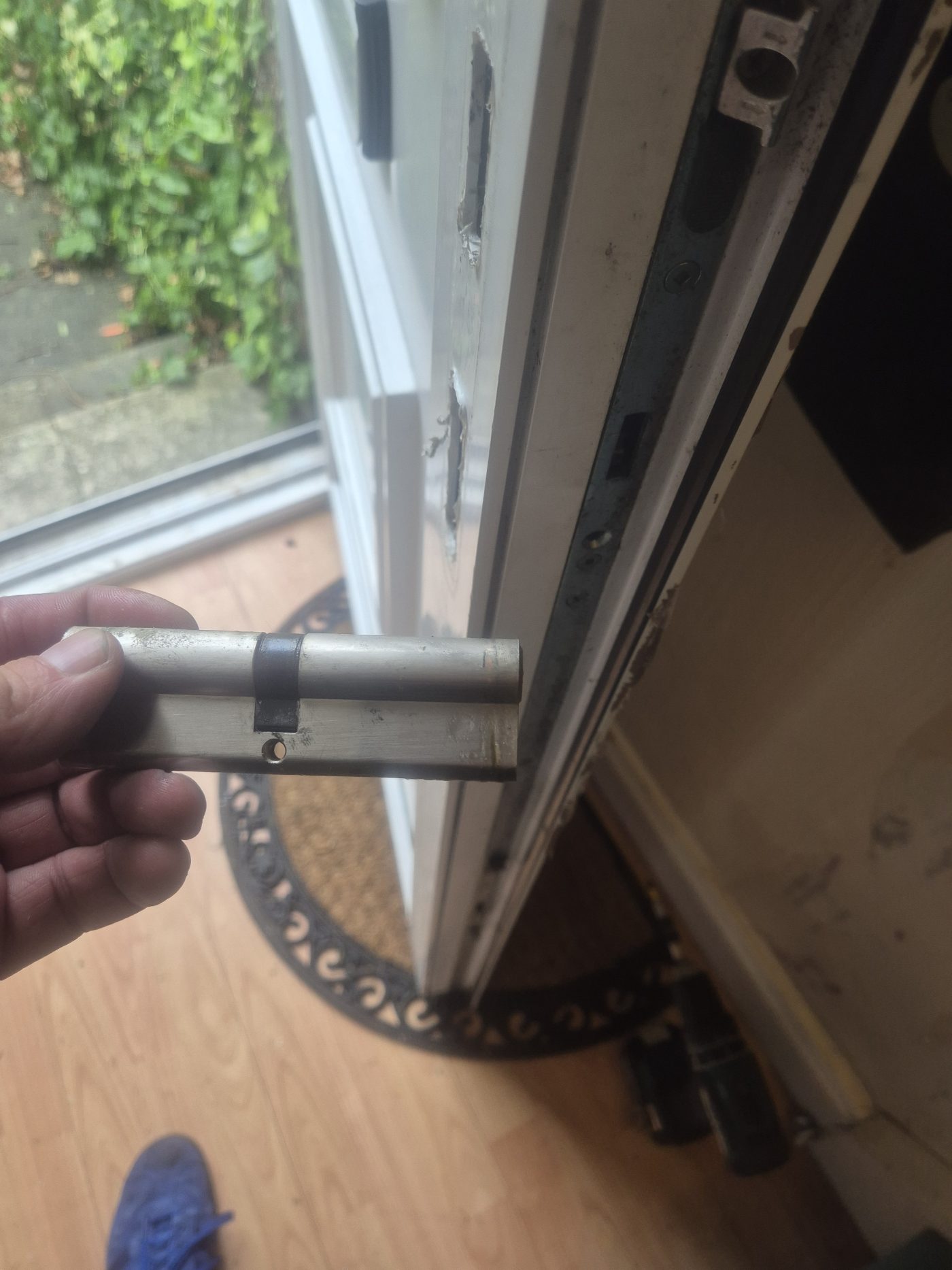 DW Locksmiths lock change in South Hylton