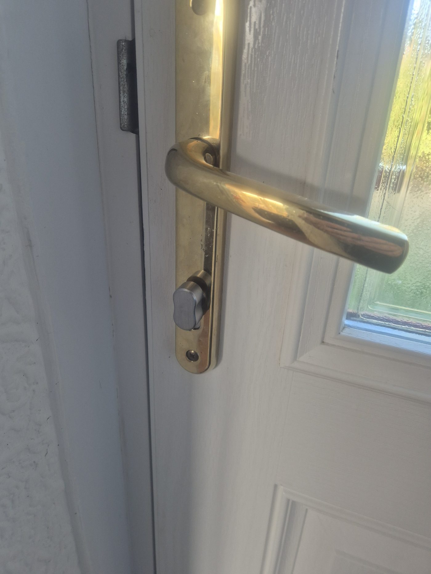 DW Locksmiths lock change in Wingate