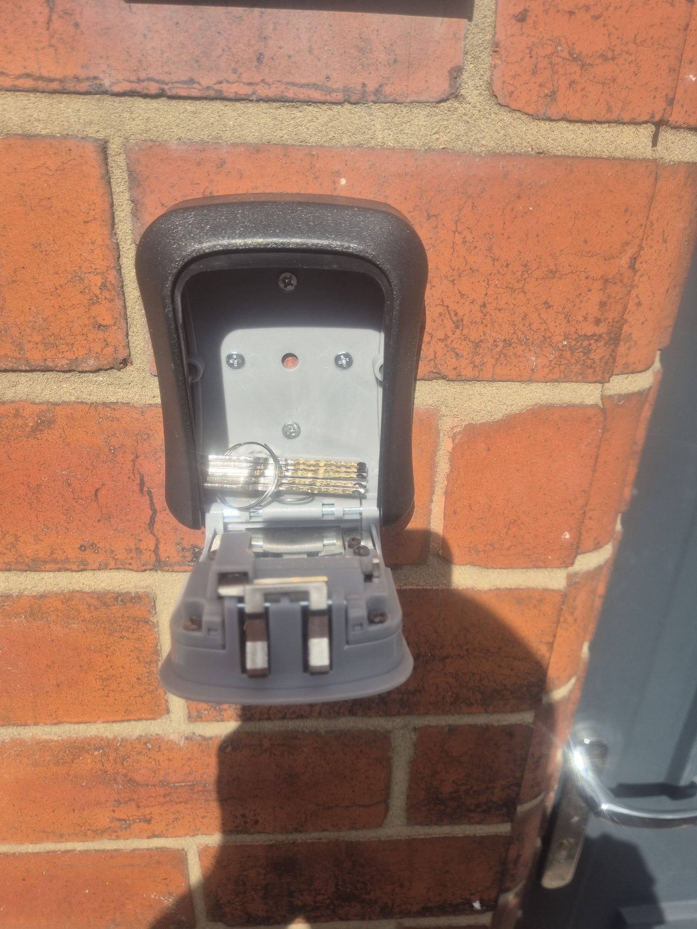 DW Locksmiths lock change & key safe installation in Hetton-le-Hole