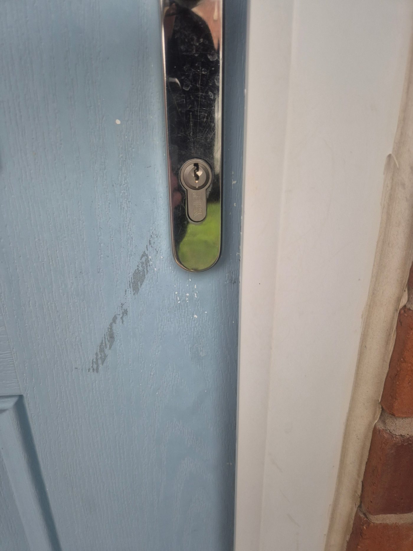 DW Locksmiths lock change in Shiney Row