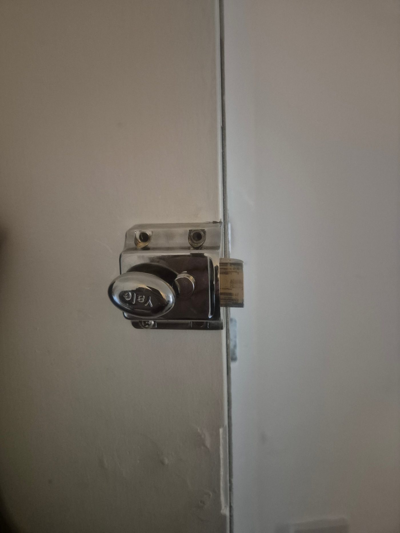 DW Locksmiths night latch in Hetton-le-Hole