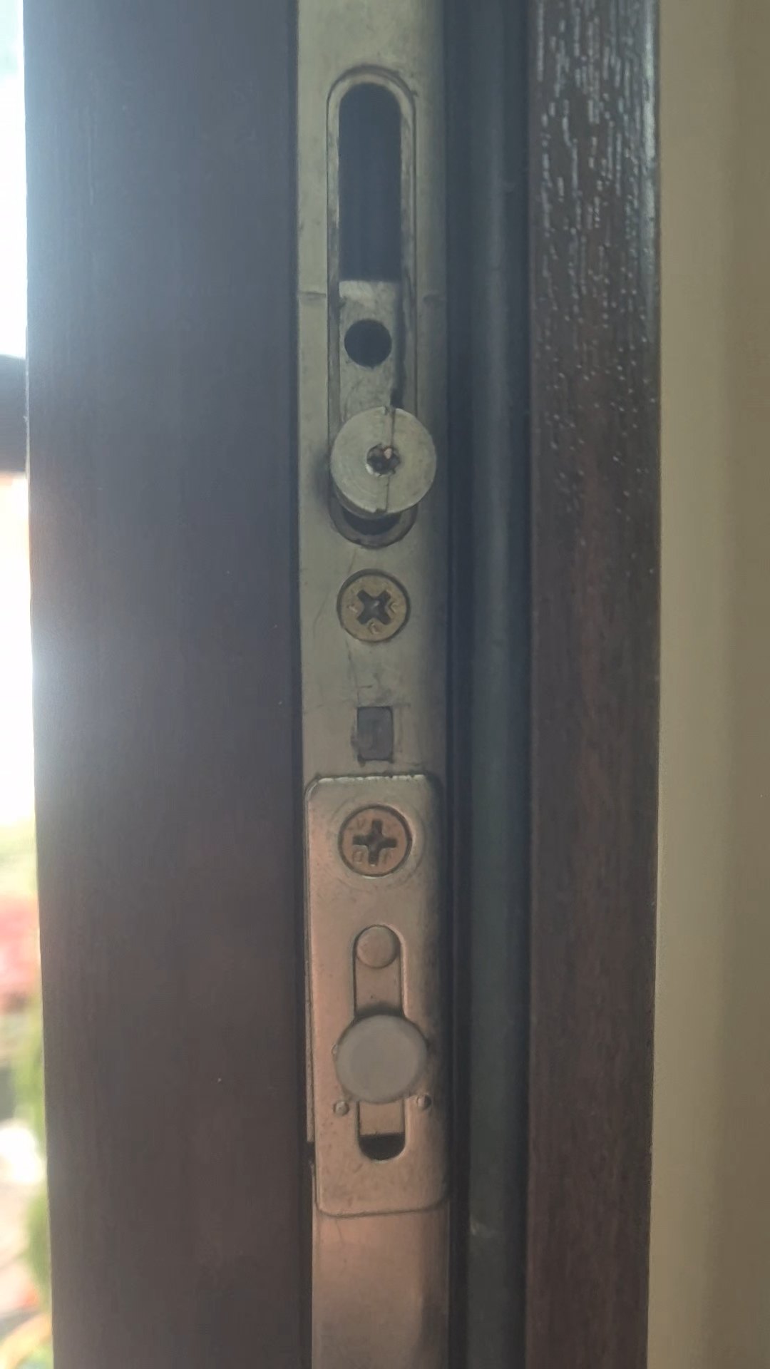 DW Locksmiths lock repair & door realignment in Neville’s Cross