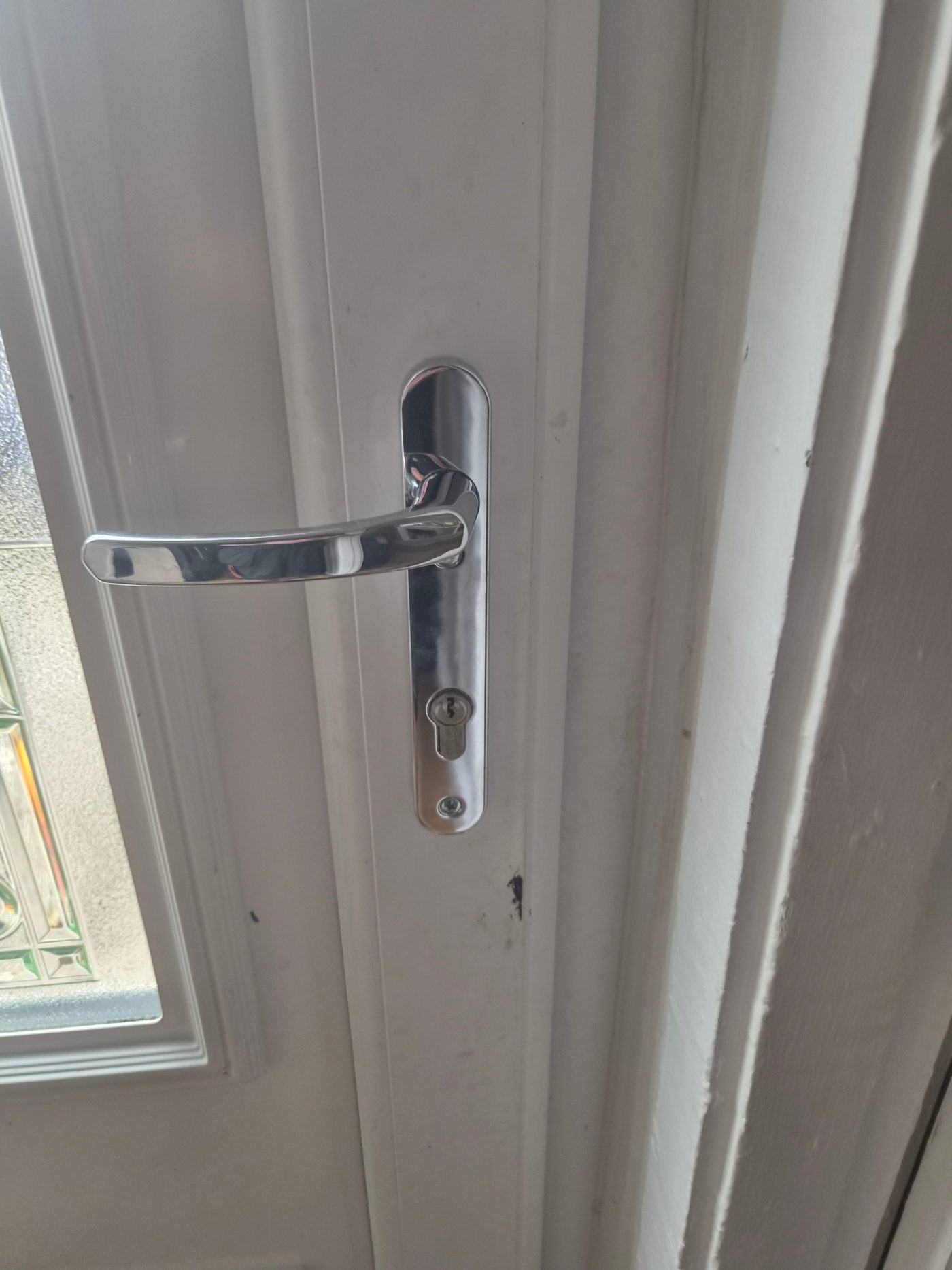DW Locksmiths lock change & door handles in Peterlee